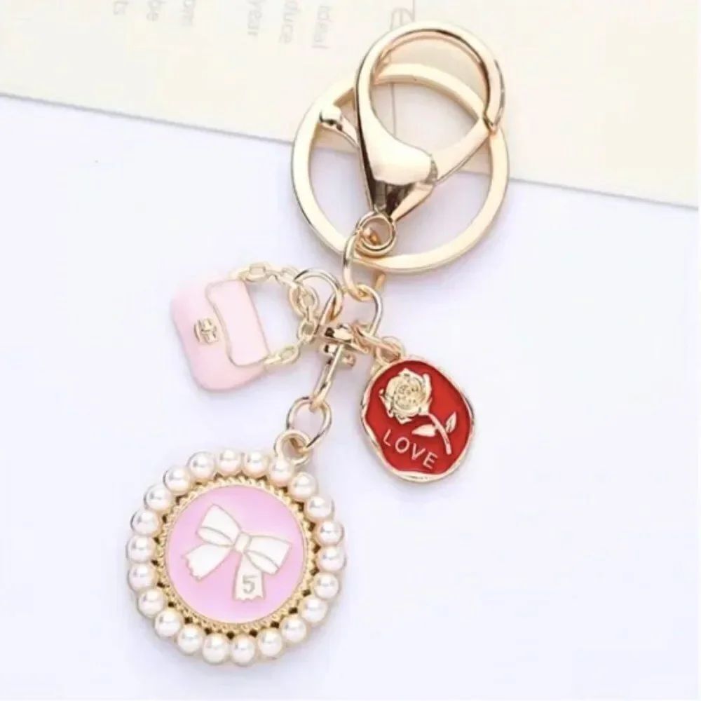 🔅🆕 ✨Pink 💗 GOLD Faux Pearl 🌹 Bag Charm Keychain ✨